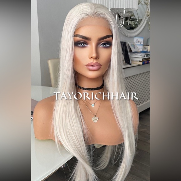 Beautiful wig I bought it off Etsy by Taylor Rich hair. Never wore limited deal - Picture 5 of 13